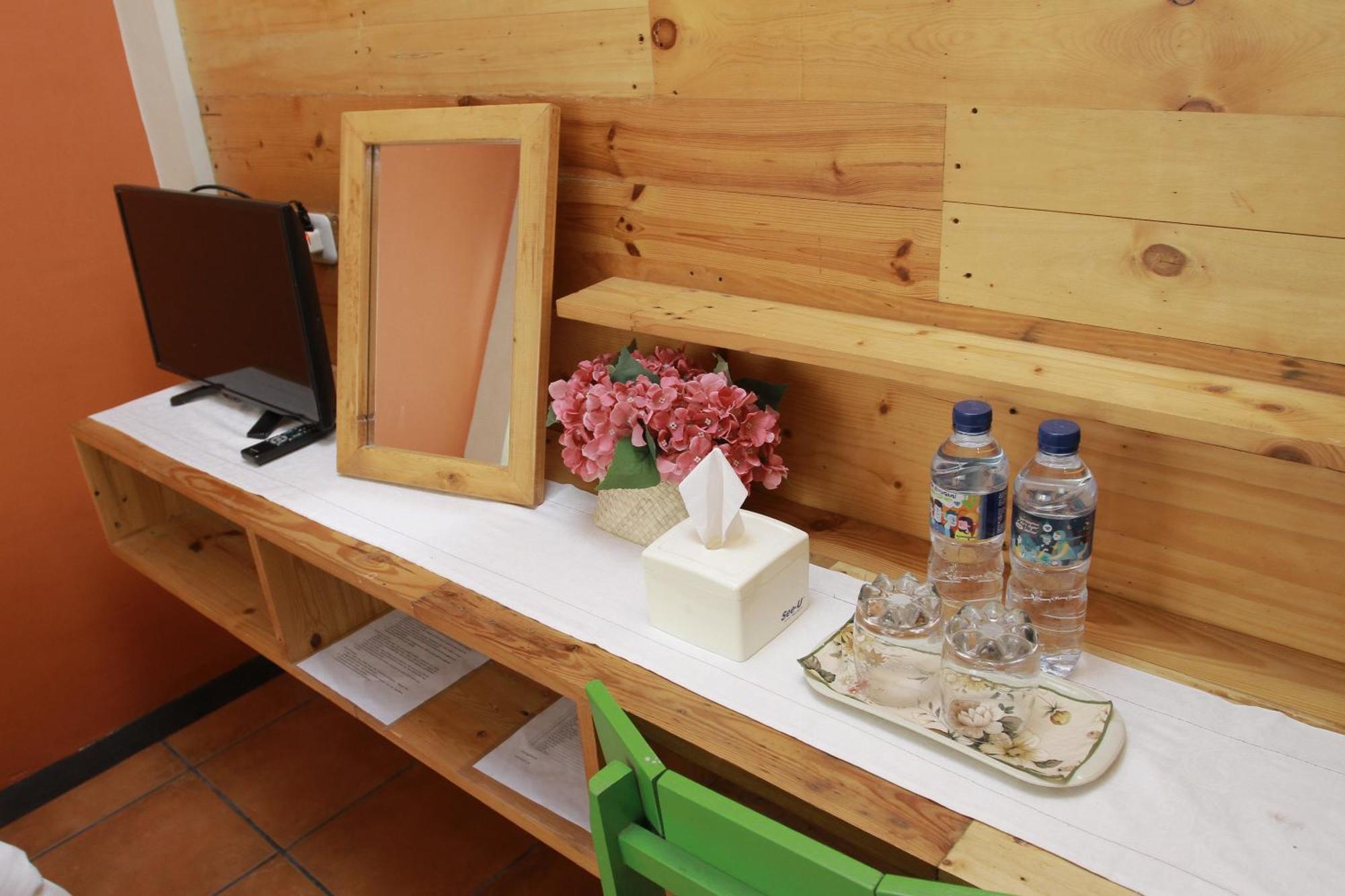 Roemah 28 Syariah Hotel Медан Екстериор снимка